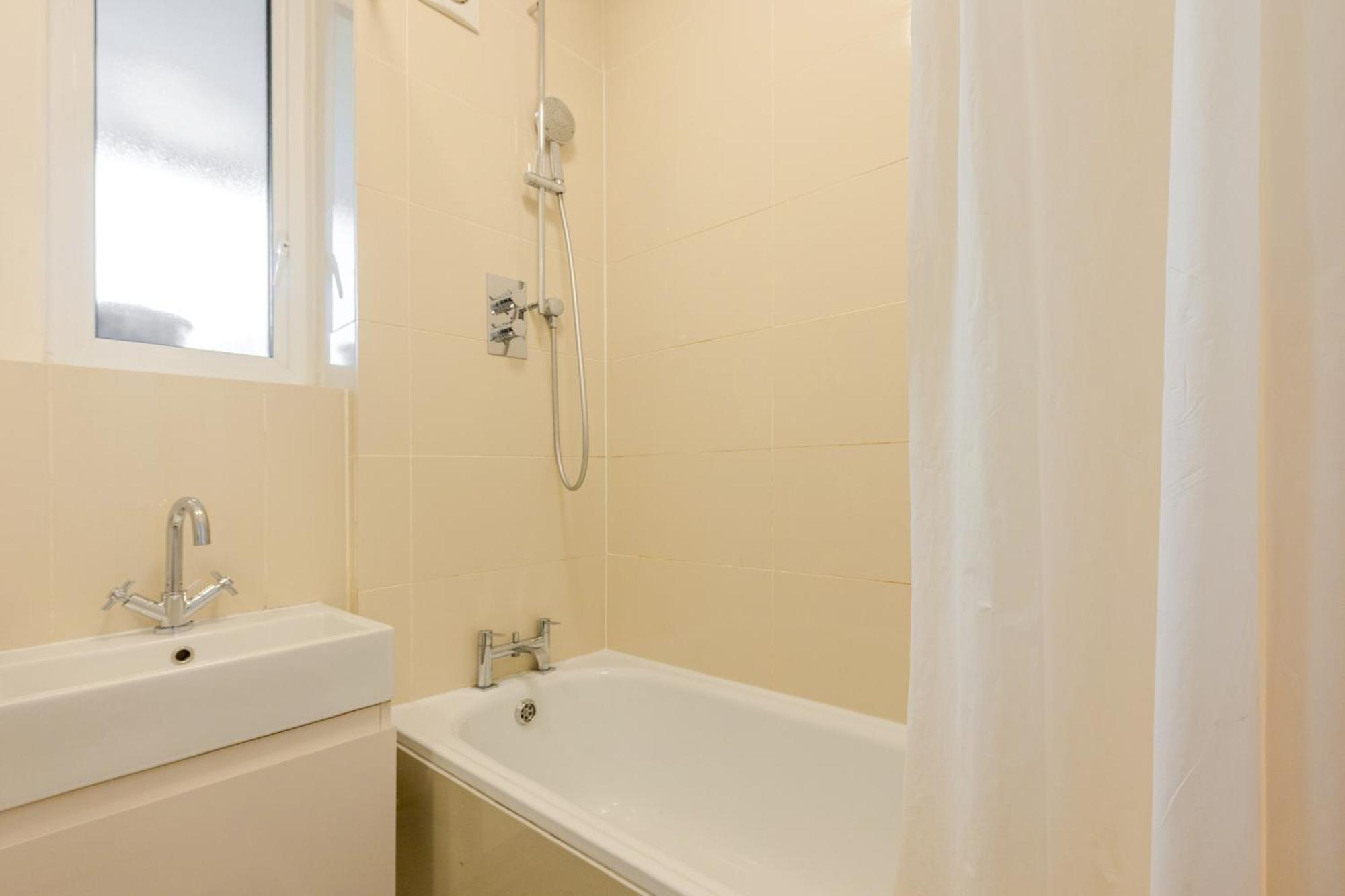 Bright Modern 1 Bedroom Flat, 5 Min To Vauxhall St Londra Esterno foto
